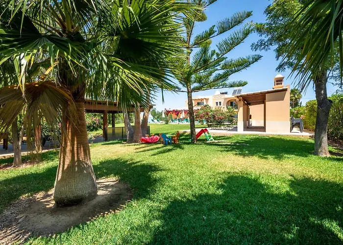 Monte Dos Avos, By Algarveblossom 아파트 알부페이라