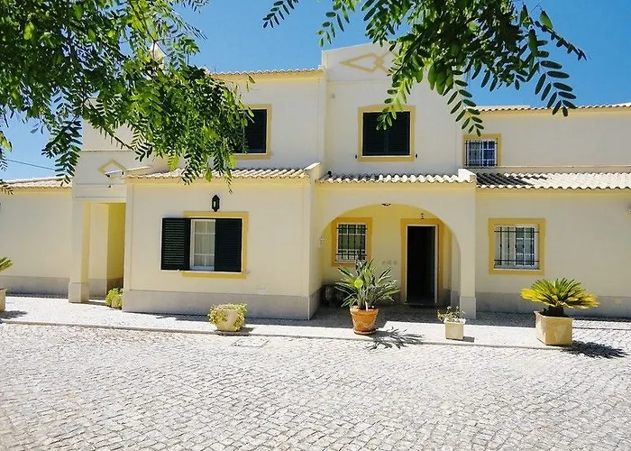 Monte Dos Avos, By Algarveblossom 알부페이라