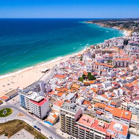 Monte Dos Avós, * Albufeira