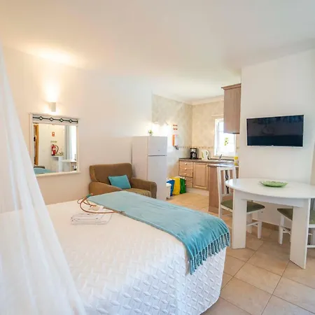 Monte Dos Avos, By Algarveblossom *