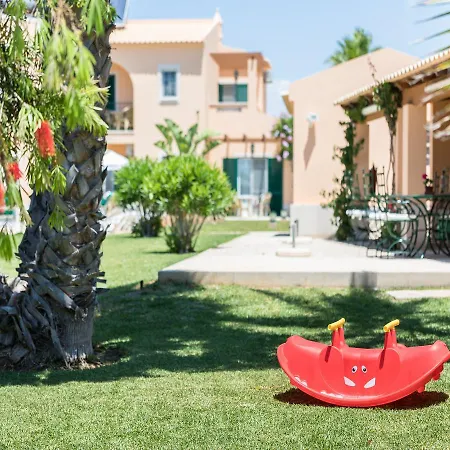 Monte Dos Avos, By Algarveblossom Albufeira