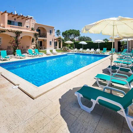 Monte Dos Avos, By Algarveblossom אלבופיירה